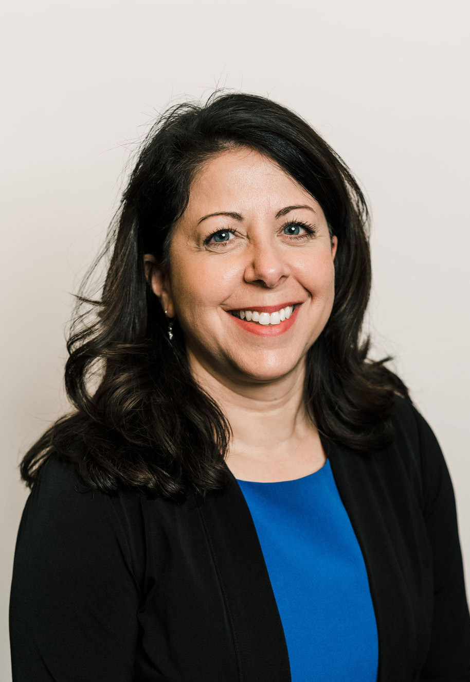 Linda Stravalaci Grear, Esq. Headshot